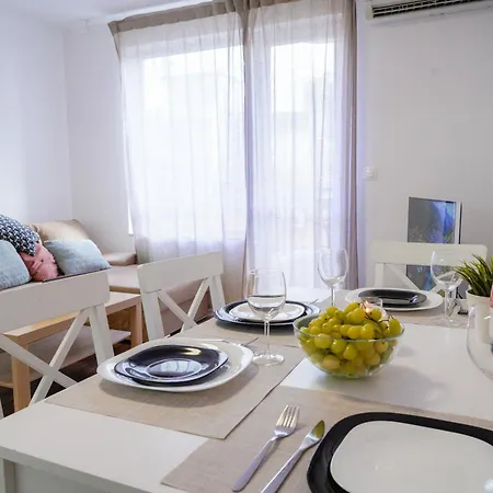Apartamento Cosy, Fully Renovated 2bd Near The Cathedral *
